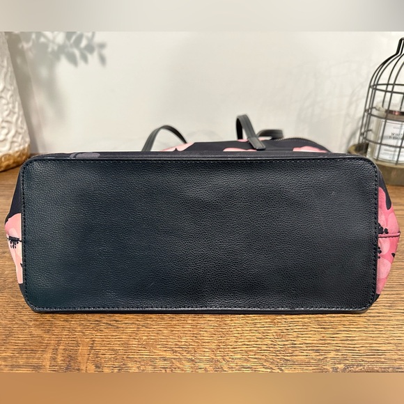 Hayden Top Zip Tote Poppy - Used - Picture 5 of 17